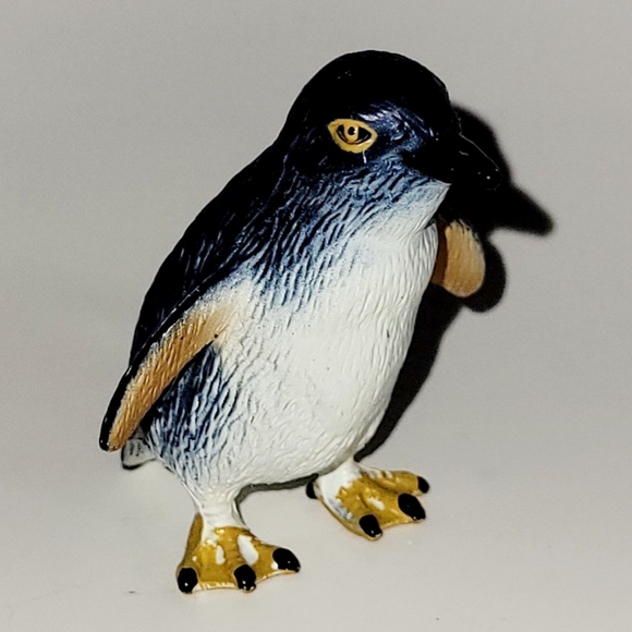 6 Australia Toy Mini Animals Made of Plastic, EUC - Picture 7 of 8